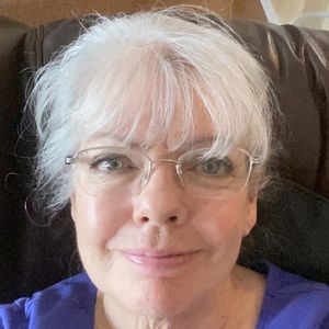 Meet your Posher, Anne vandy